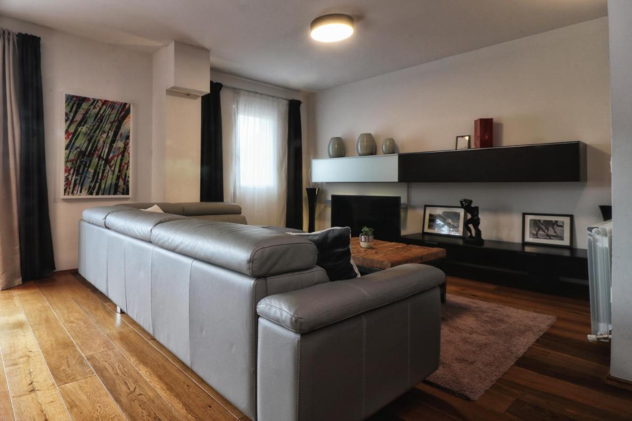 Kseni Accommodation Rovinj Bagian luar foto